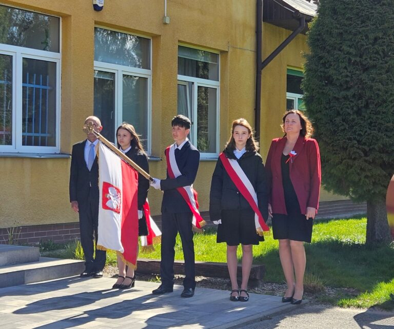 MAJOWE ŚWIĘTA NARODOWE